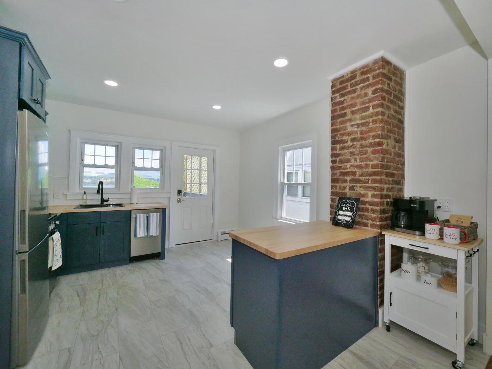 Deck View Of Hudson River & Mt Beacon / Boho Suite Newburgh Bagian luar foto
