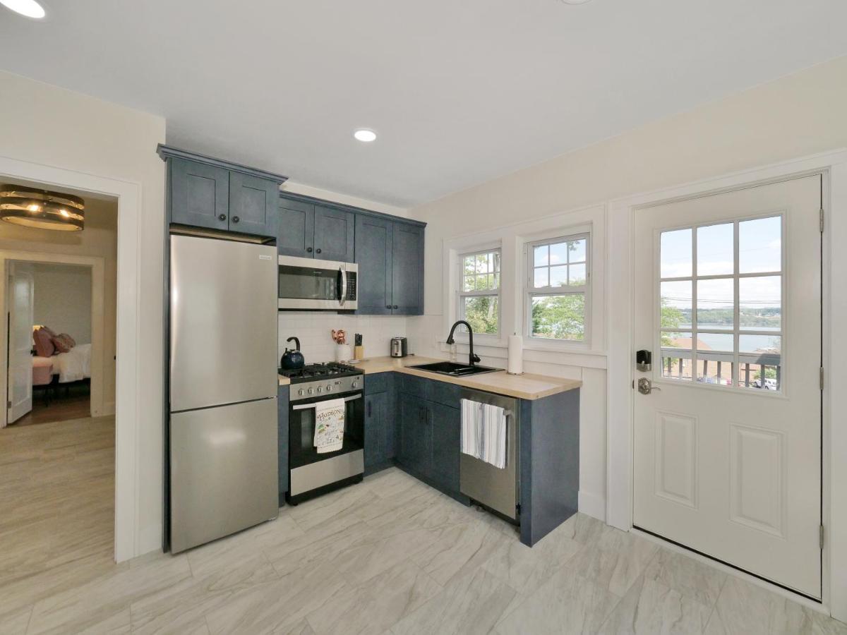 Deck View Of Hudson River & Mt Beacon / Boho Suite Newburgh Bagian luar foto